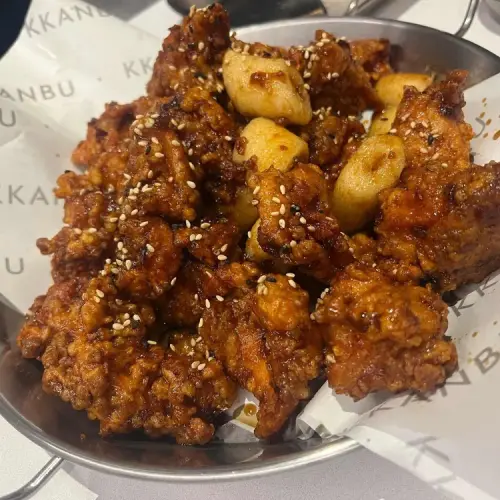 깐부치킨 신동까페거리점 실사 사진 1