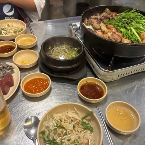 60년전통신촌황소곱창 인계직영점 실사 사진 2