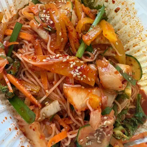 망향비빔국수 융건릉점 실사 사진 1