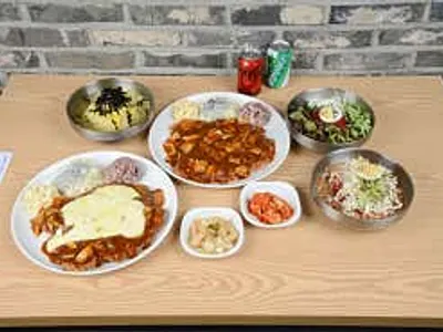 뚱보아저씨 수제돈까스 아주대점 실사 사진