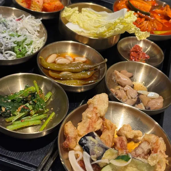바다를 먹은 고등어 갤러리아 광교점 실사 사진 1