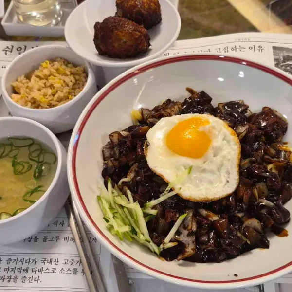 수원식짜장 실사 사진 1