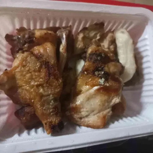 또봉이통닭 경기수원구운점 실사 사진 1