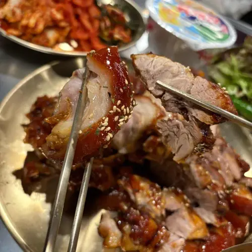 청담족발 광교상현점 실사 사진 1