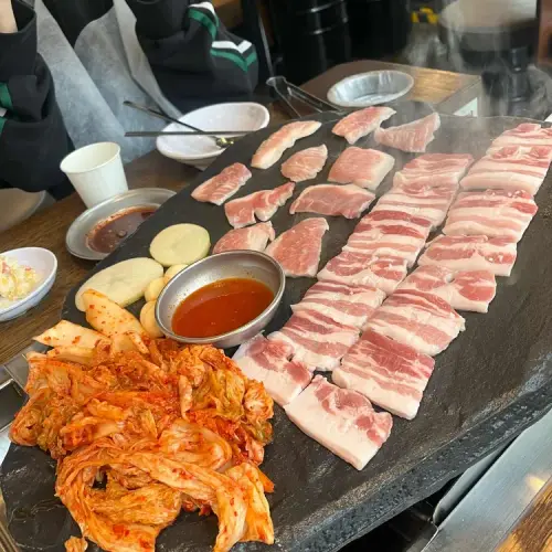 석암생소금구이 수원광교점 실사 사진 1