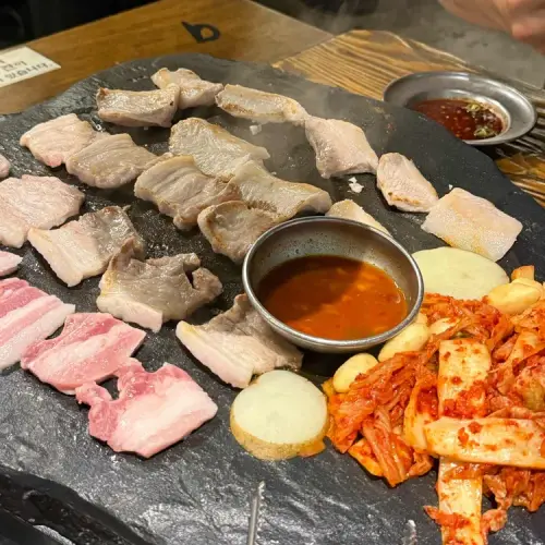 석암생소금구이 수원광교점 실사 사진 2