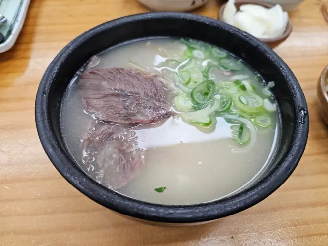 금곡동원조 얼큰소머리국밥 실사 사진 2