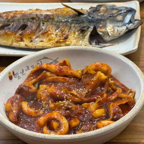 고등어구이백반식당 인계동 실사 사진 1