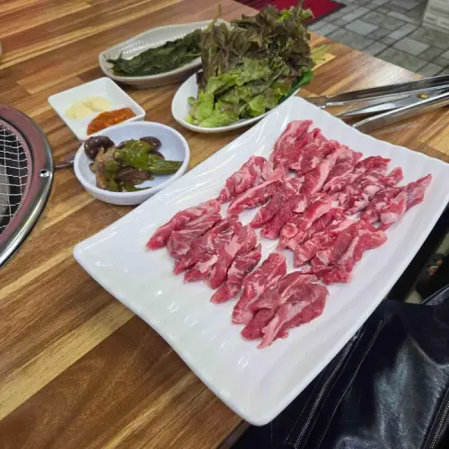 행궁동 참숯삼겹살 실사 사진 1