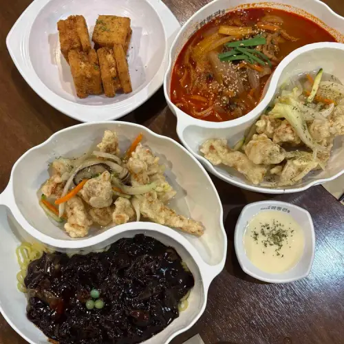 지동원조 해물뚝배기짬뽕 실사 사진 1