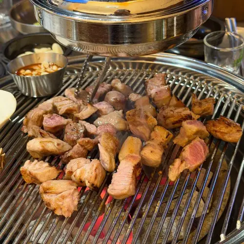 송죽동 참숯삼겹살 실사 사진 1