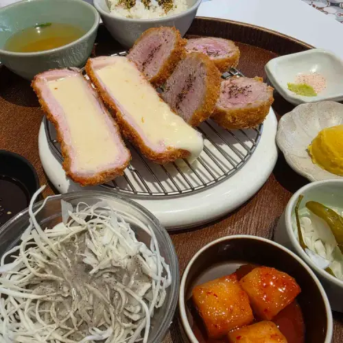수원 두툼등심카츠 아주대본점 실사 사진 2