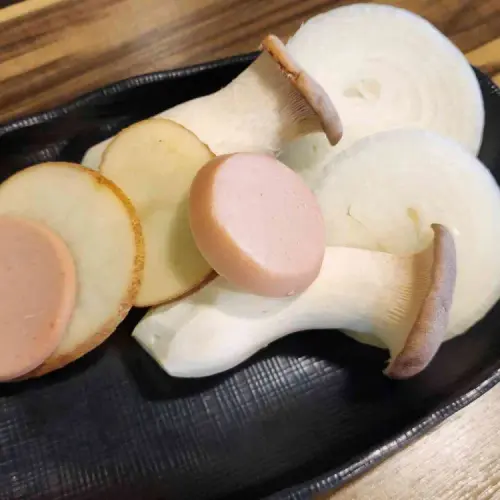 매탄동 솥뚜껑삼겹살 실사 사진 2