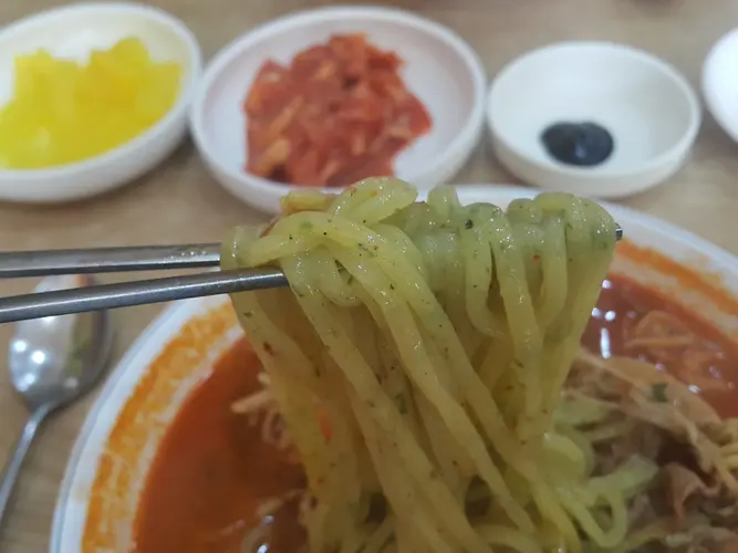 차돌박이짬뽕명가 세류동점 실사 사진 1
