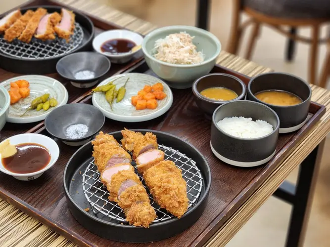 부드러운안심카츠식당 화서동 실사 사진 1